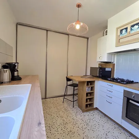 Дом отдыха Les Micocouliers Maison Familiale 6 Pers *